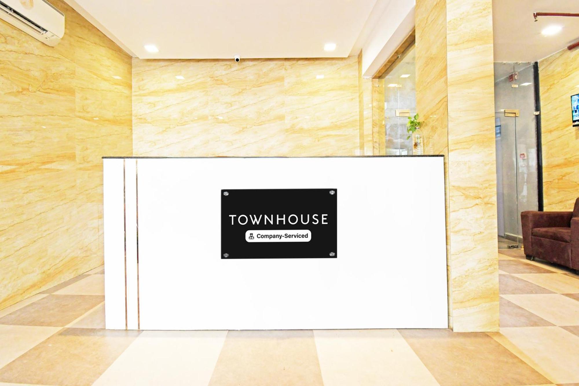 Super Townhouse Mancheswar Industrial Estate Hotel Bhubaneswar Eksteriør billede
