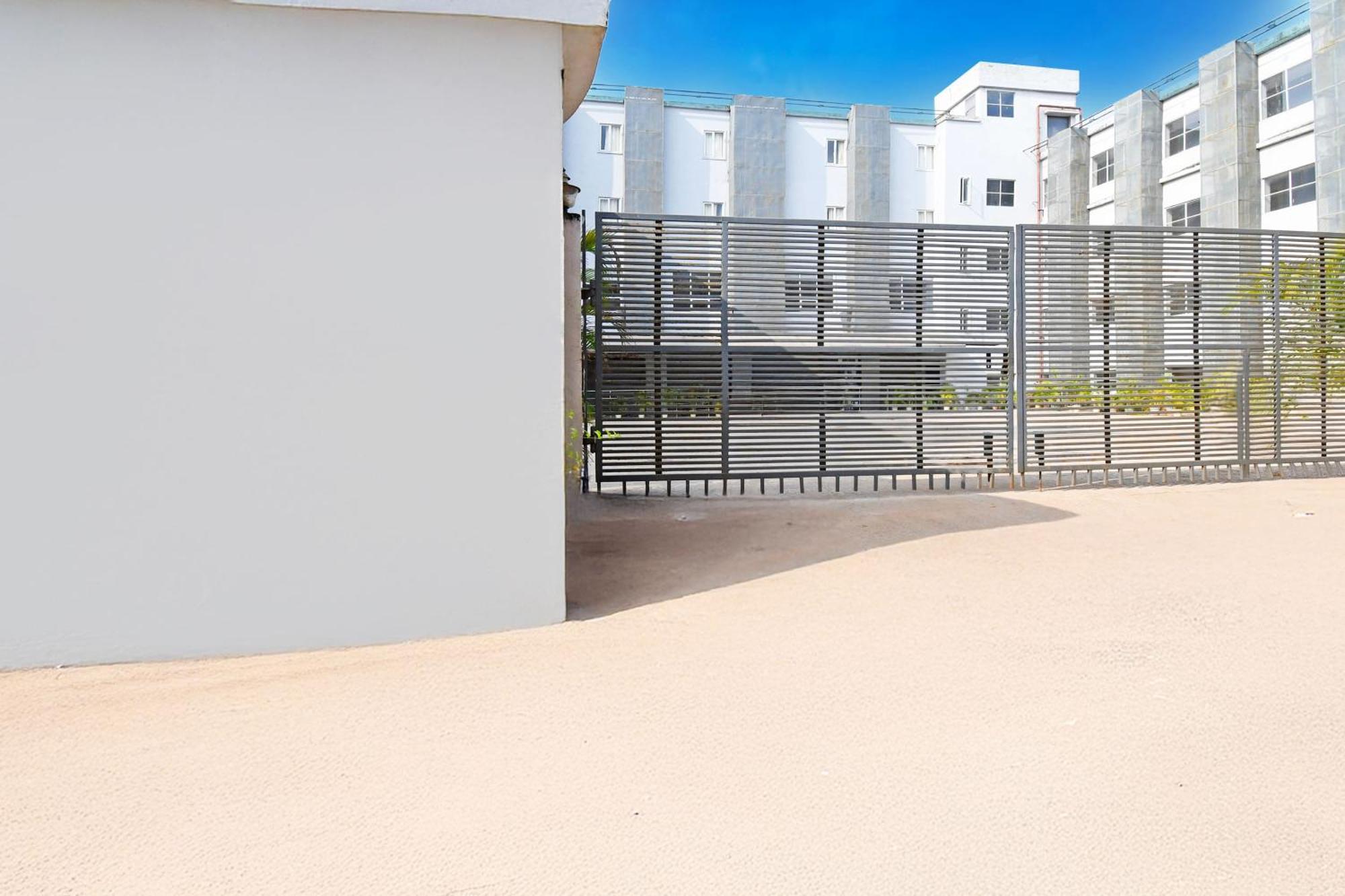 Super Townhouse Mancheswar Industrial Estate Hotel Bhubaneswar Eksteriør billede