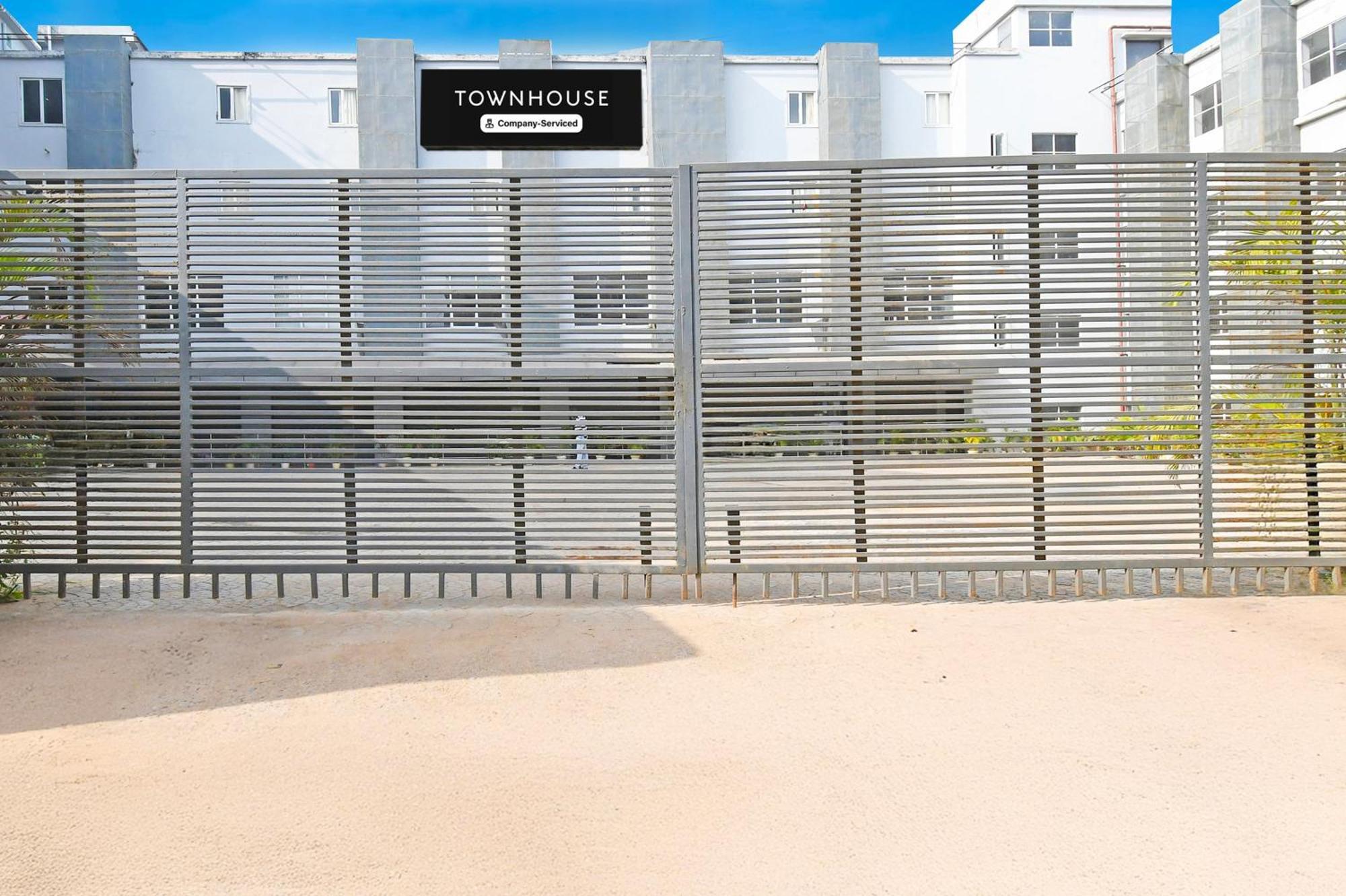 Super Townhouse Mancheswar Industrial Estate Hotel Bhubaneswar Eksteriør billede