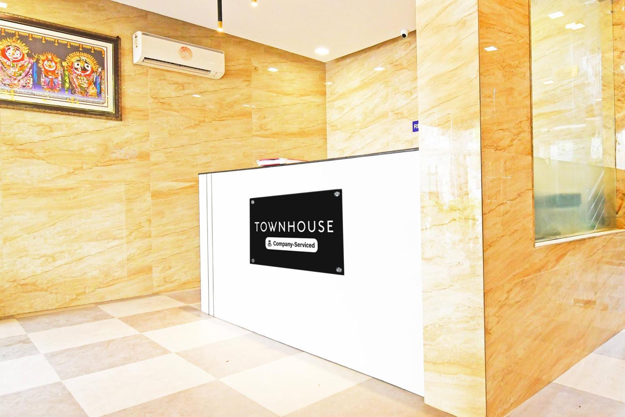 Super Townhouse Mancheswar Industrial Estate Hotel Bhubaneswar Eksteriør billede